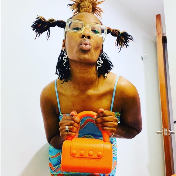 🎉Transparency Is Green🎉 - Picture 3 of 3